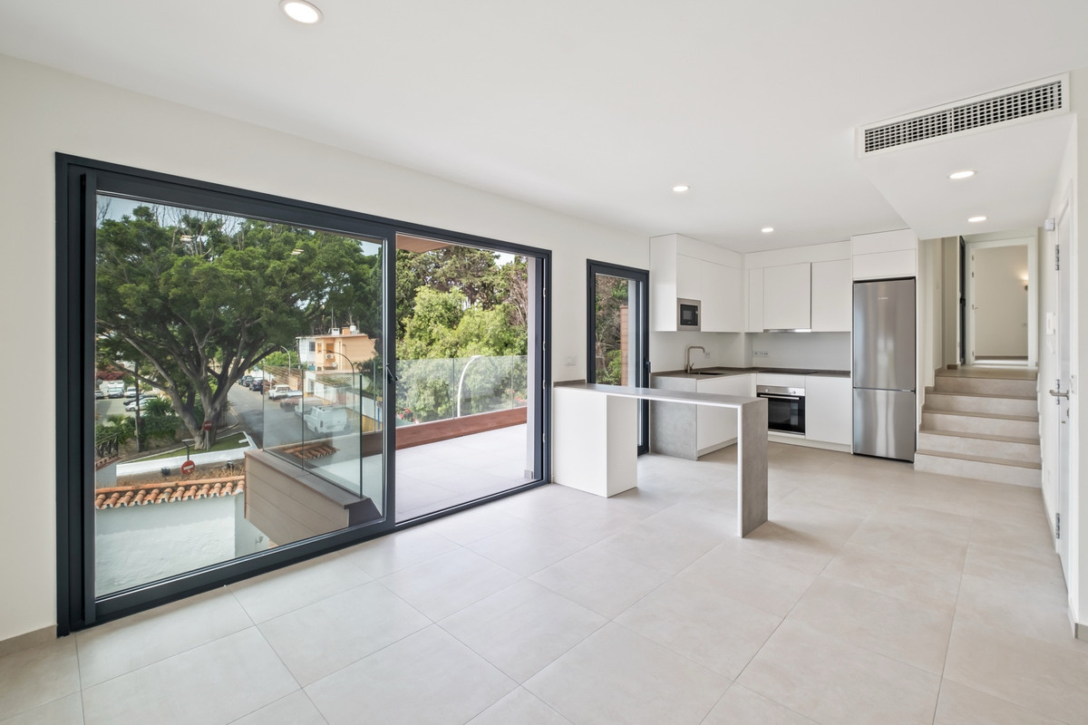 Image 30: apartment For sale, Torremolinos, €590,000 [HFM-CL10134]