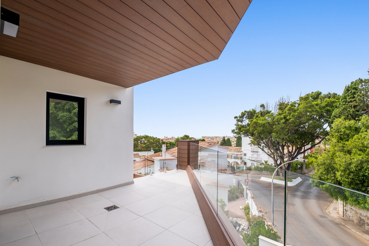 Image 30: apartment For sale, Torremolinos, €590,000 [HFM-CL10134]