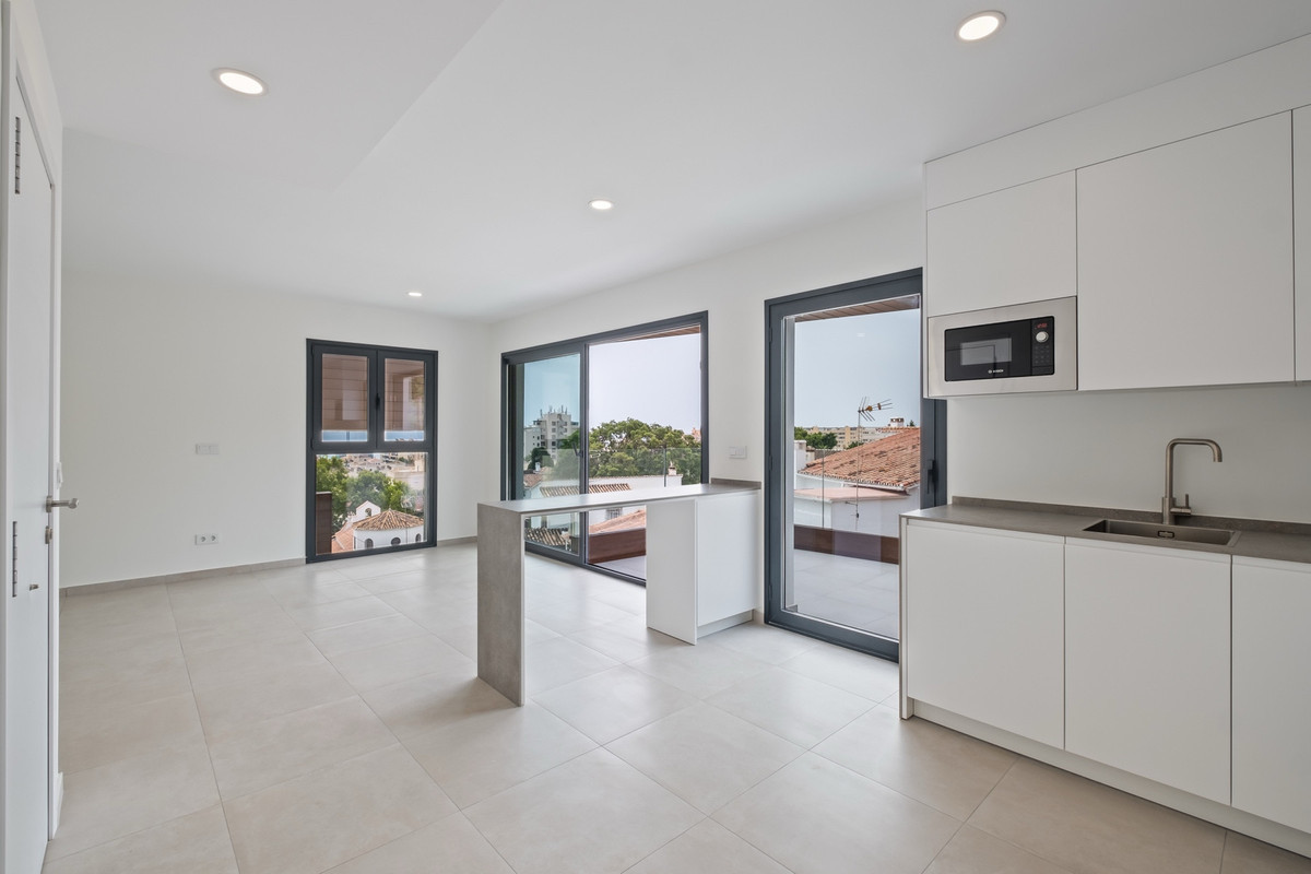 Image 30: apartment For sale, Torremolinos, €590,000 [HFM-CL10134]