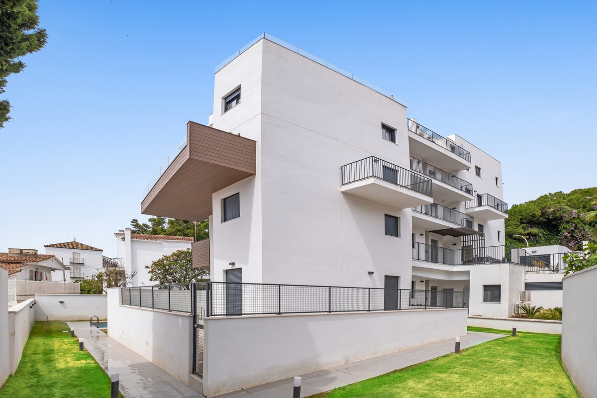 Image 30: apartment For sale, Torremolinos, €590,000 [HFM-CL10134]