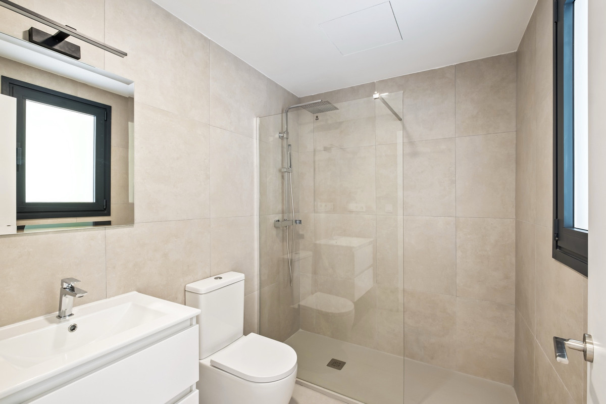 Image 30: apartment For sale, Torremolinos, €590,000 [HFM-CL10134]