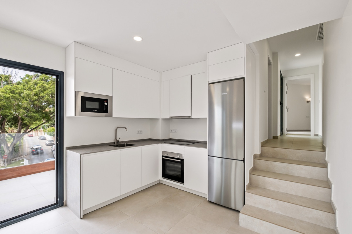 Image 30: apartment For sale, Torremolinos, €590,000 [HFM-CL10134]