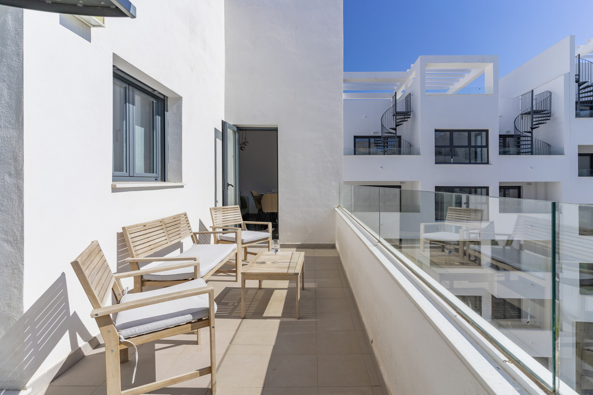 Image 21: penthouse duplex For sale, Estepona, €560,000 [HFM-CL10132]