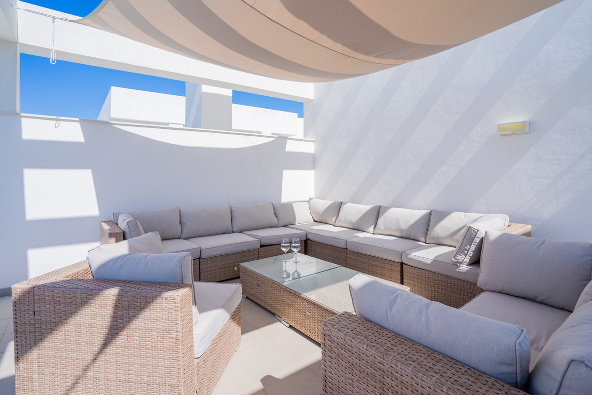 Image 21: penthouse duplex For sale, Estepona, €560,000 [HFM-CL10132]