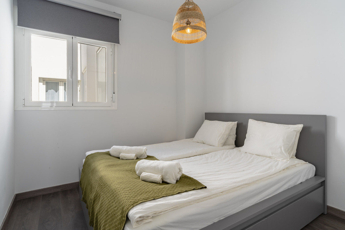 Image 21: penthouse duplex For sale, Estepona, €560,000 [HFM-CL10132]