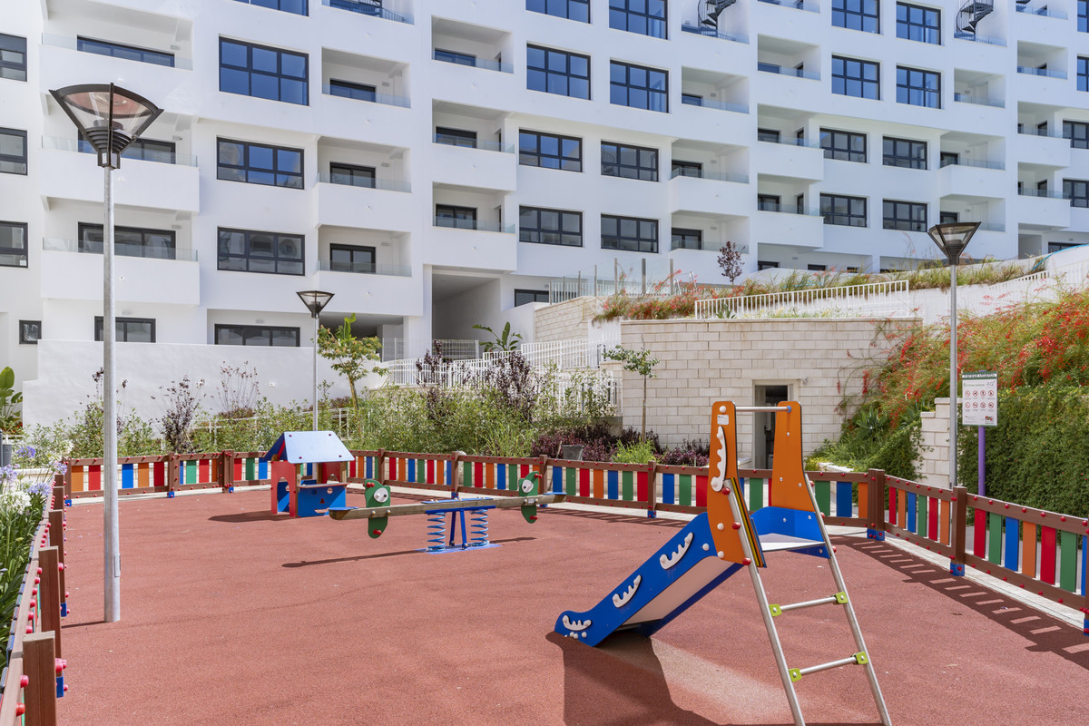 Image 21: penthouse duplex For sale, Estepona, €560,000 [HFM-CL10132]