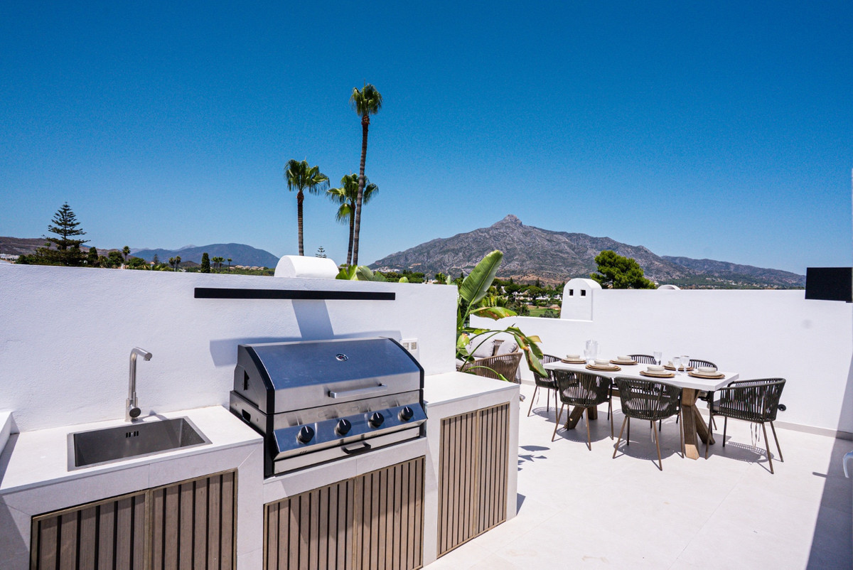 Image 27: penthouse duplex For sale, Nueva Andalucía, €875,000 [HFM-CL10161]