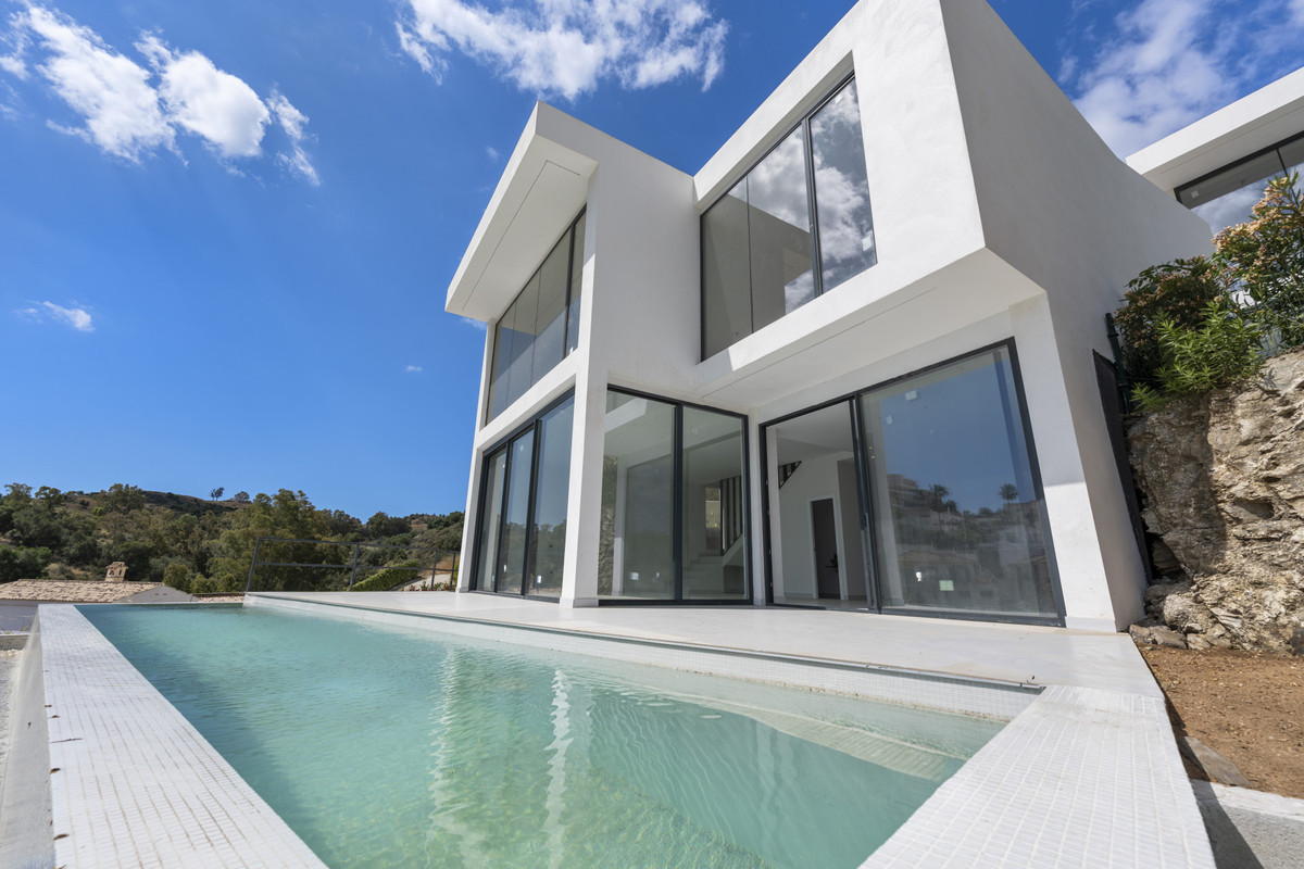 Image 30: detached villa For sale, Mijas Costa, €995,000 [HFM-CL10162]
