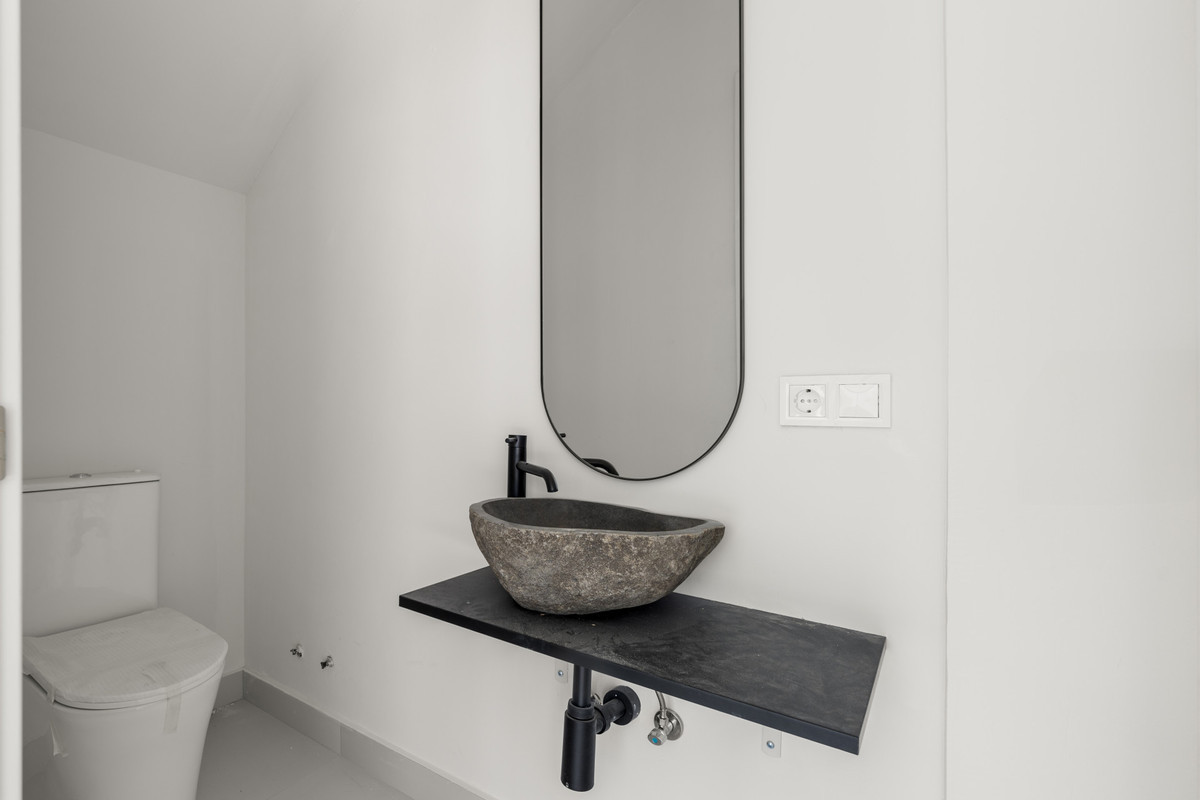 Image 30: detached villa For sale, Mijas Costa, €995,000 [HFM-CL10162]