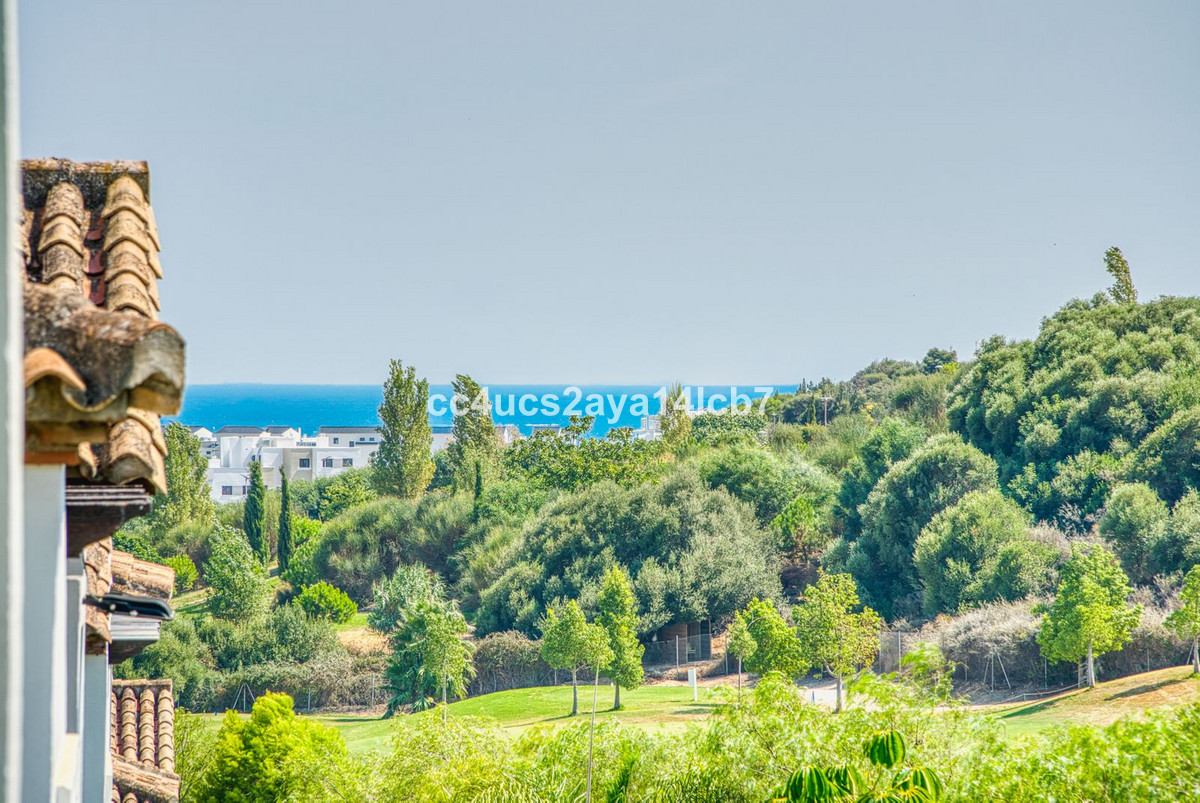 Image 40: detached villa For sale, Estepona, €970,000 [HFM-CL10163]