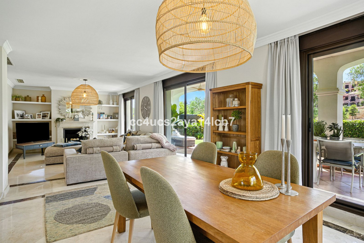 Image 40: detached villa For sale, Estepona, €970,000 [HFM-CL10163]