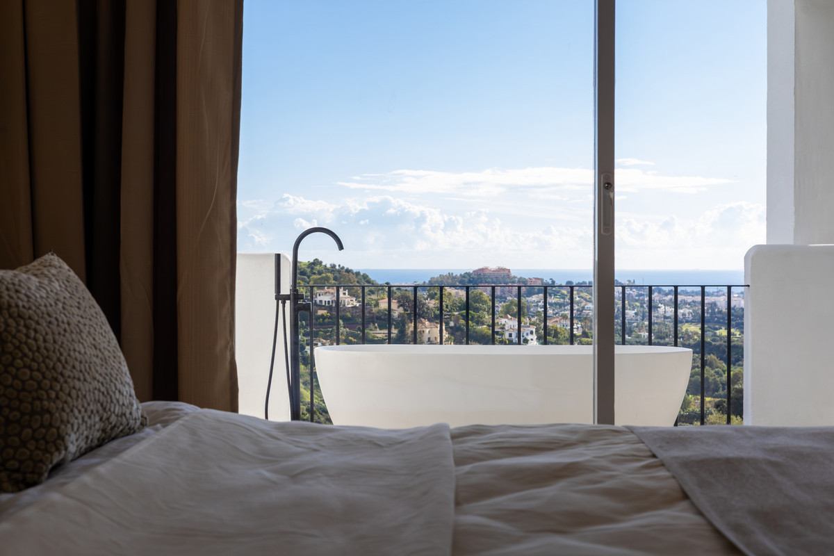 Image 28: apartment For sale, Benahavís, €950,000 [HFM-CL10164]