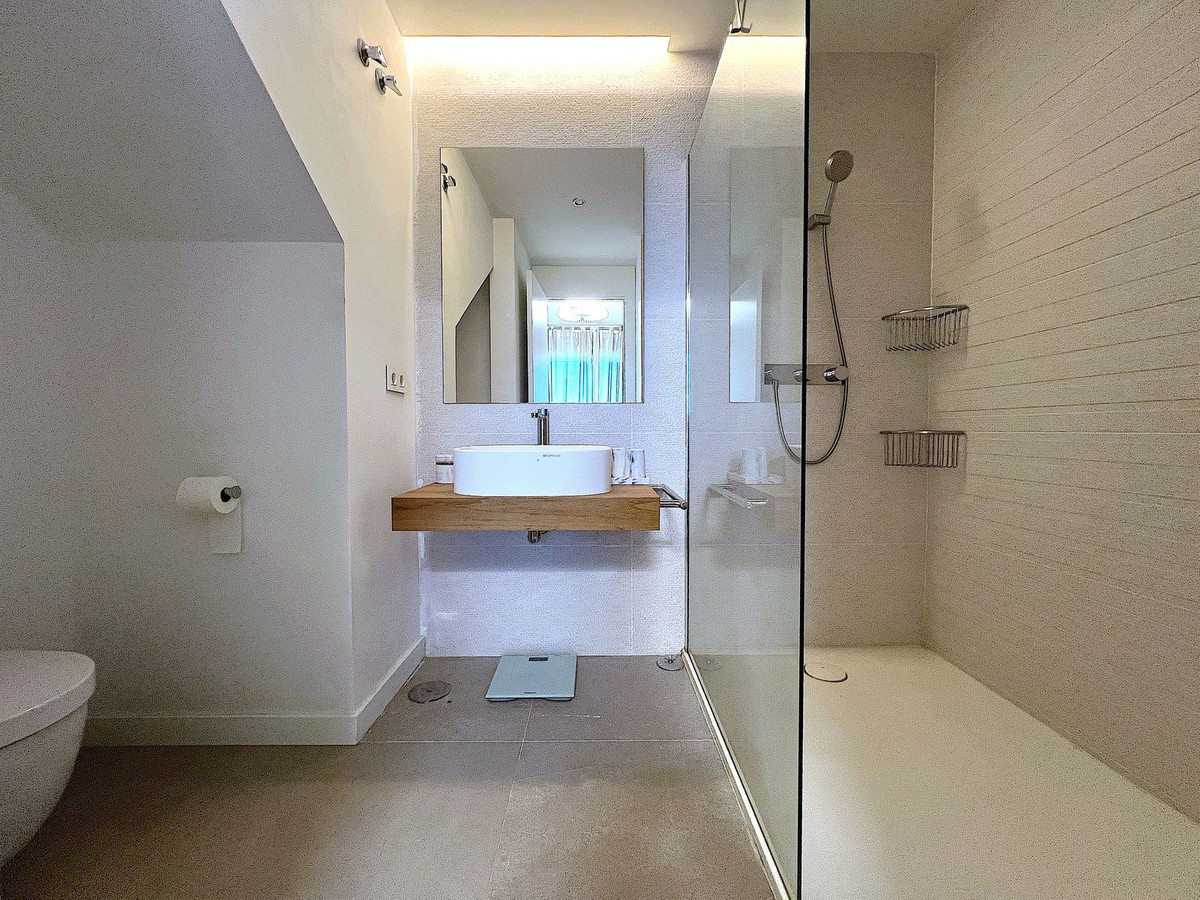 Image 26: townhouse For sale, Marbella, €1,475,000 [HFM-CL10157]