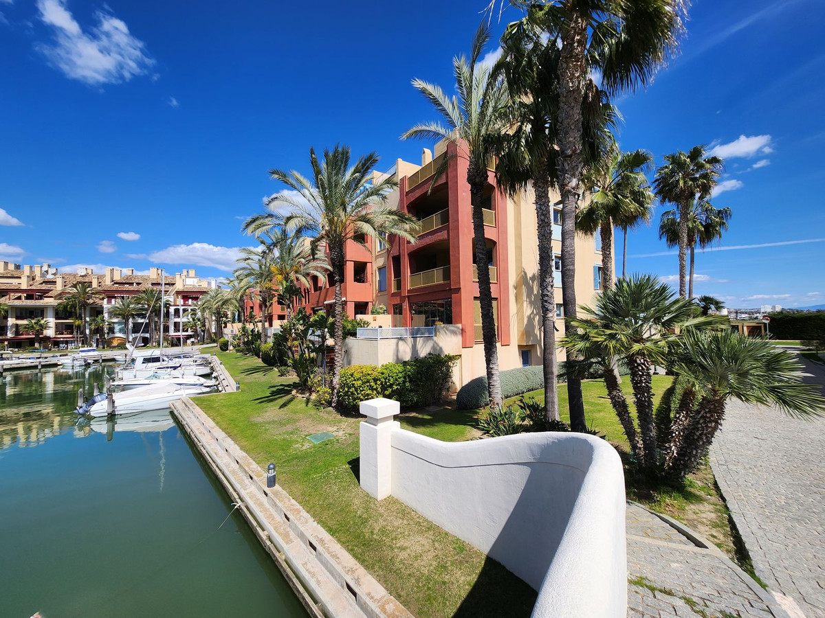 Image 39: ground floor apartment For sale, sotogrande, €625,000 [HFM-CL10158]
