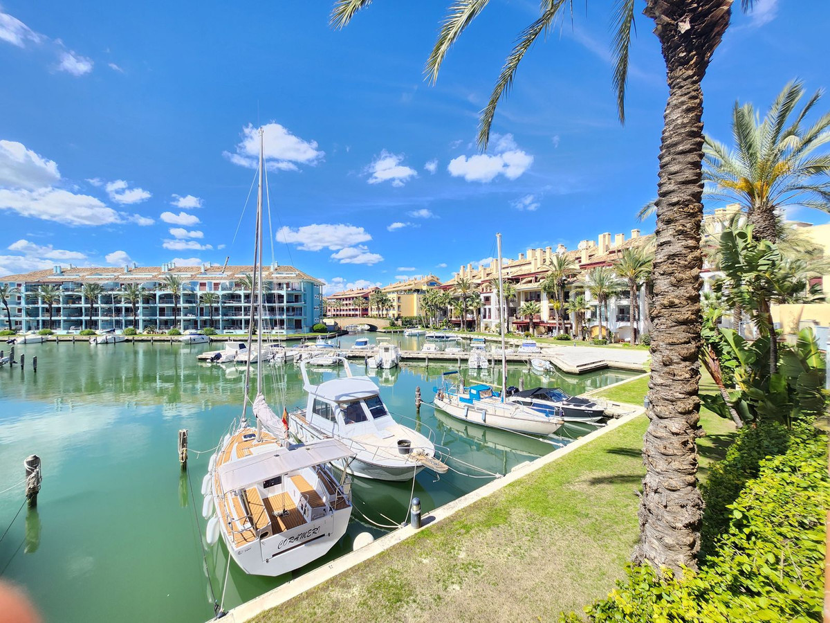 Image 39: ground floor apartment For sale, sotogrande, €625,000 [HFM-CL10158]