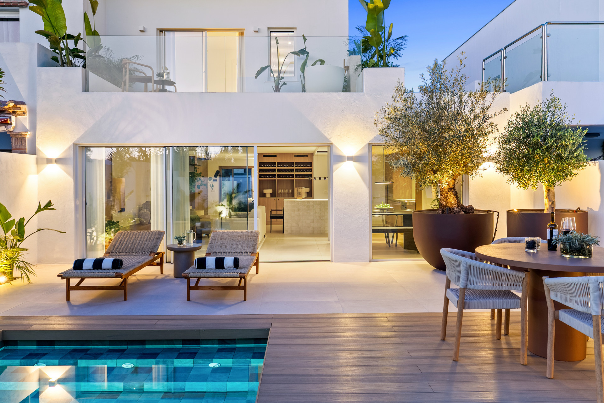 Image 25: detached villa For sale, Nueva Andalucía, €1,395,000 [HFM-C40026]