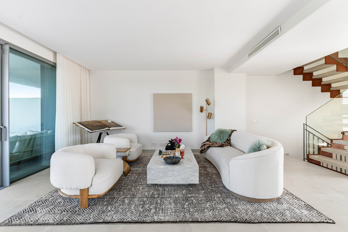 Image 37: semi-detached house For sale, San Pedro de Alcántara, €1,295,000 [HFM-CL10156]