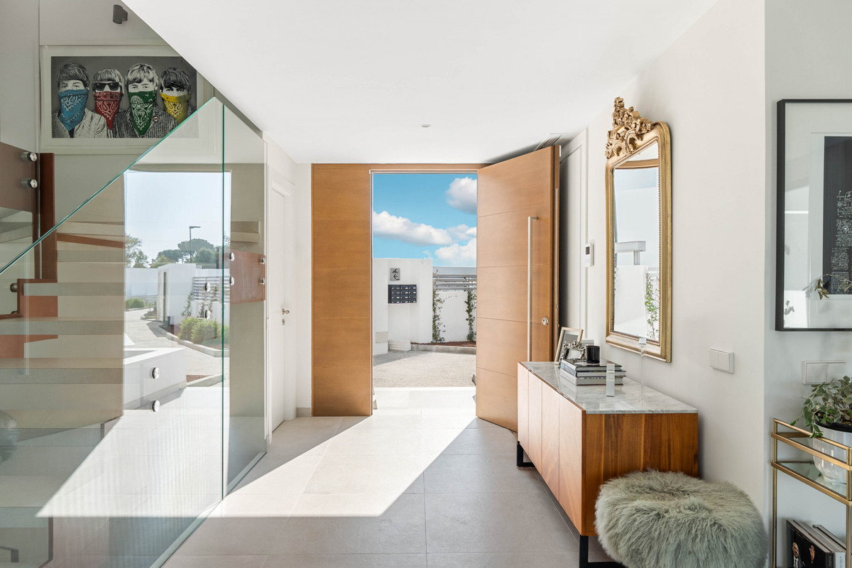 Image 37: semi-detached house For sale, San Pedro de Alcántara, €1,295,000 [HFM-CL10156]