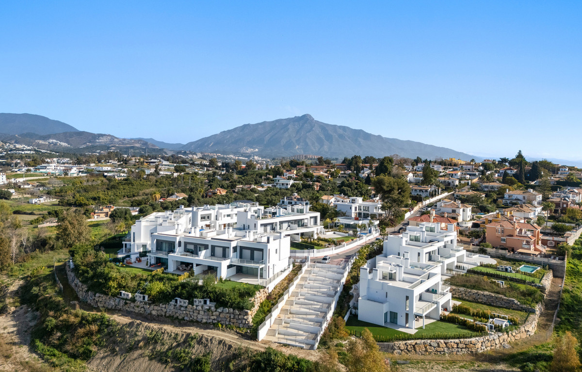 Image 37: semi-detached house For sale, San Pedro de Alcántara, €1,295,000 [HFM-CL10156]