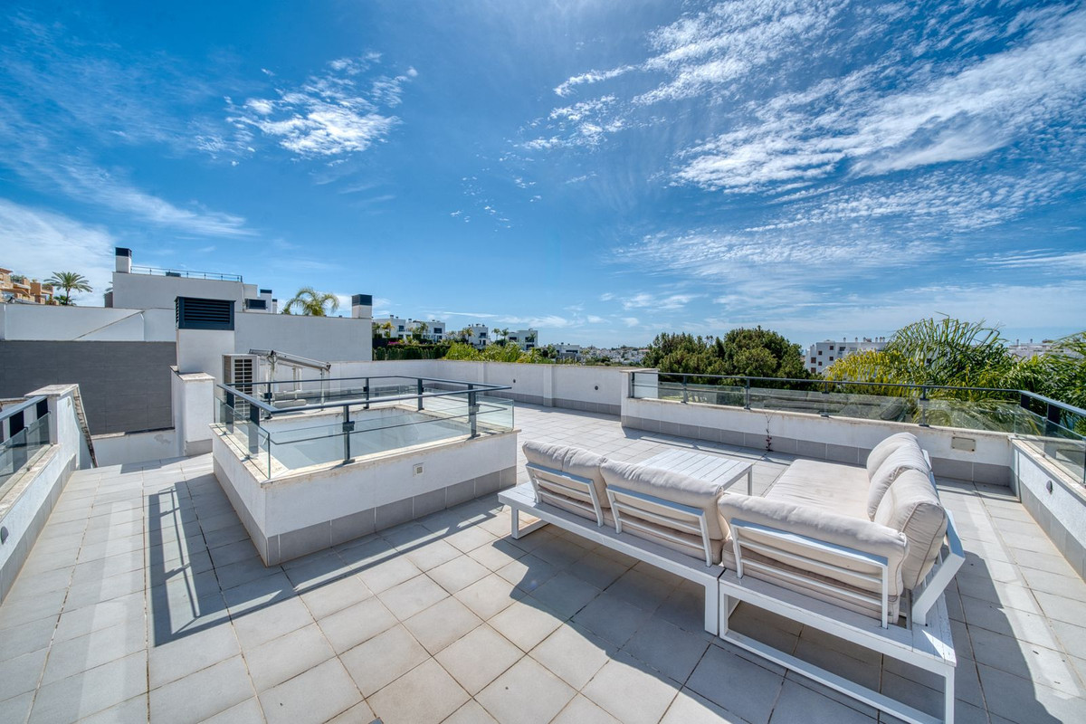 Image 41: detached villa For sale, Estepona, €1,390,000 [HFM-CL10154]