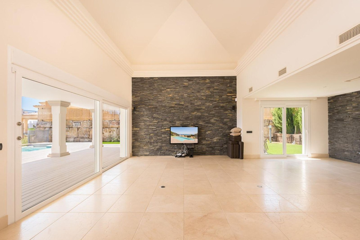 Image 24: villa - chalet For sale, Mijas, €1,400,000 [HFM-CL10155]