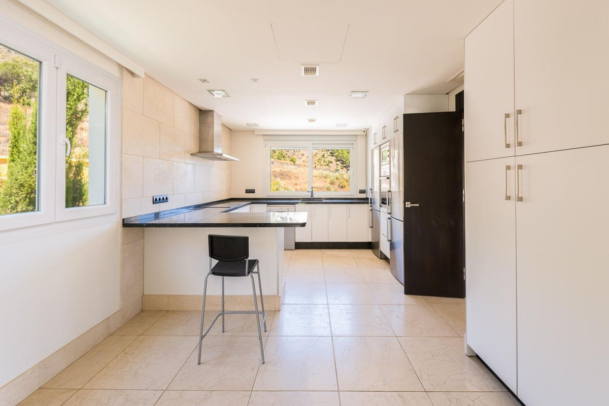 Image 24: villa - chalet For sale, Mijas, €1,400,000 [HFM-CL10155]