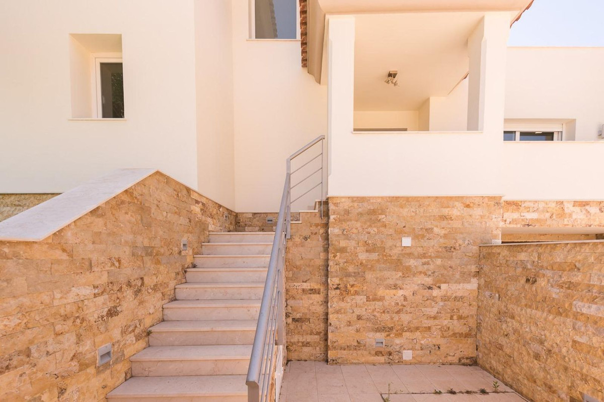 Image 24: villa - chalet For sale, Mijas, €1,400,000 [HFM-CL10155]