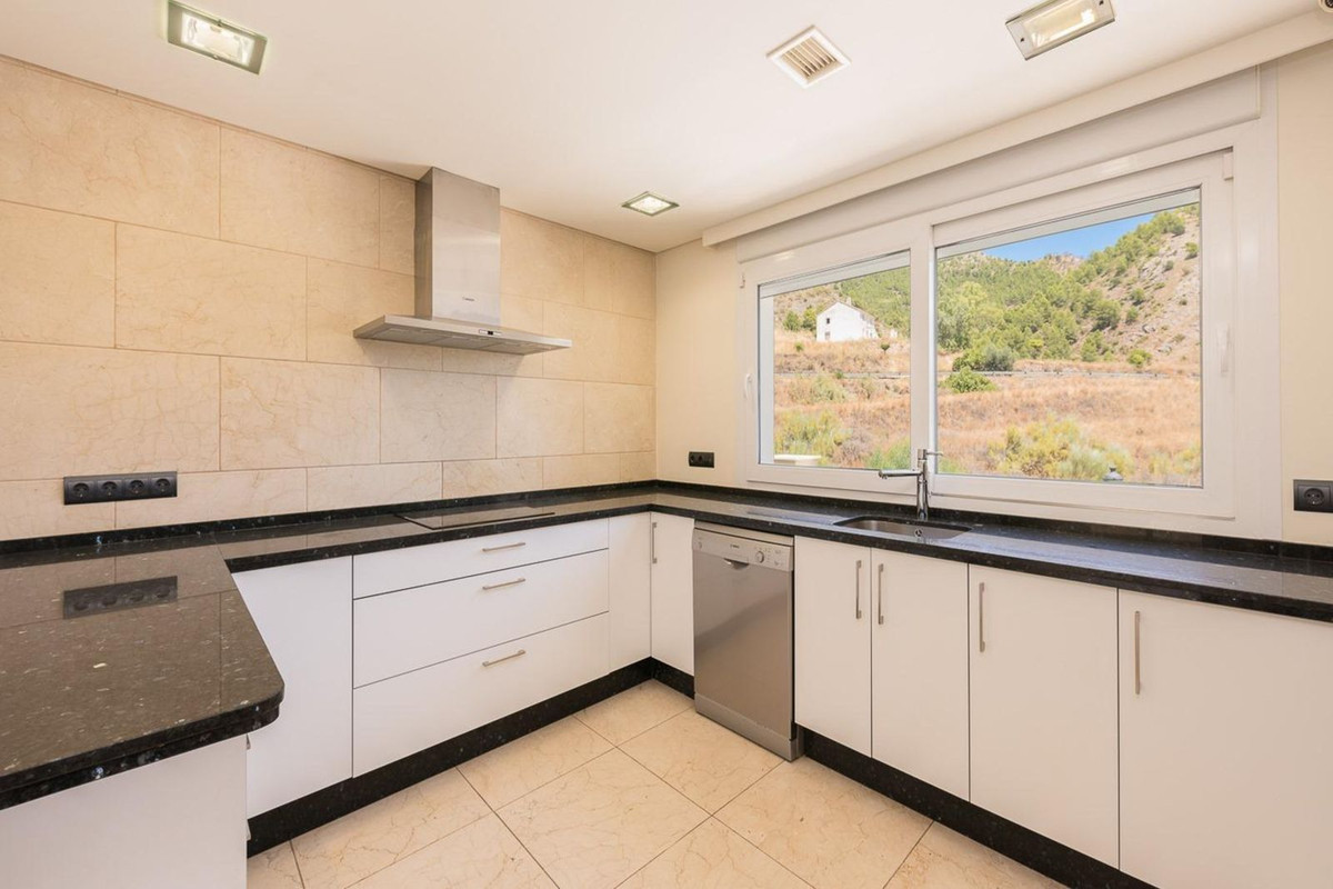 Image 24: villa - chalet For sale, Mijas, €1,400,000 [HFM-CL10155]