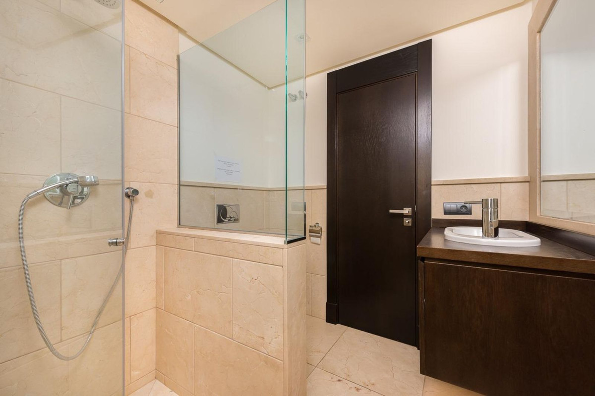 Image 24: villa - chalet For sale, Mijas, €1,400,000 [HFM-CL10155]