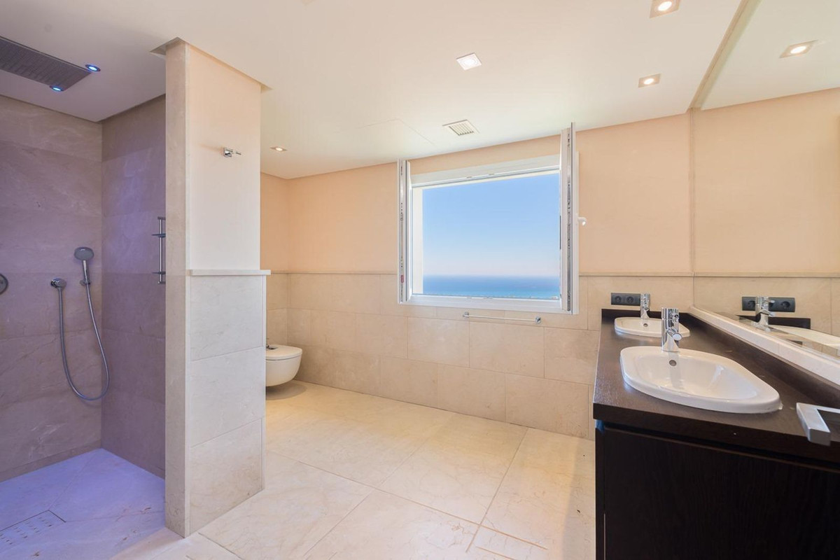 Image 24: villa - chalet For sale, Mijas, €1,400,000 [HFM-CL10155]