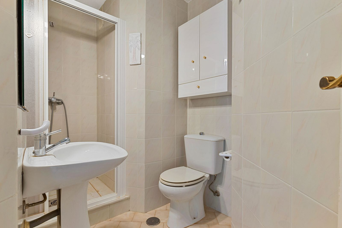 Image 20: penthouse duplex For sale, Mijas Costa, €299,000 [HFM-CL10152]