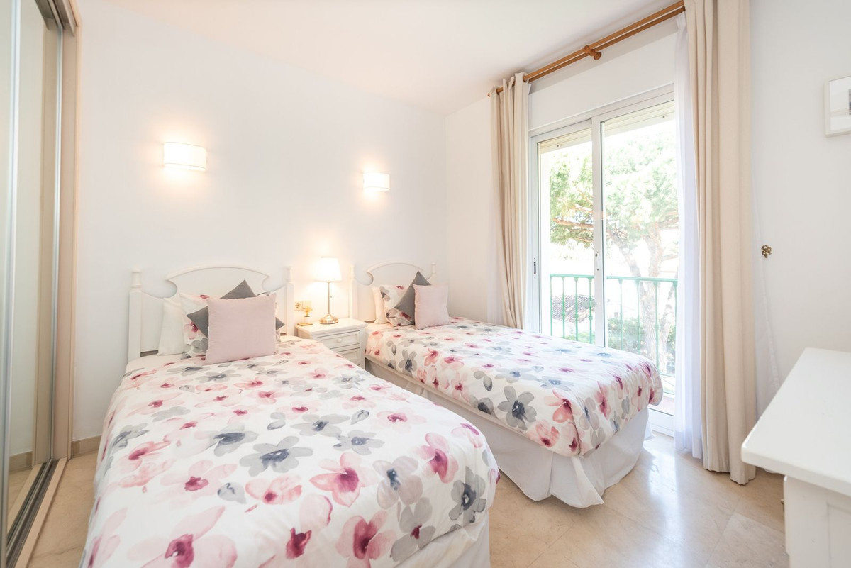 Image 25: apartment For sale, Marbella, €375,000 [HFM-CL10153]