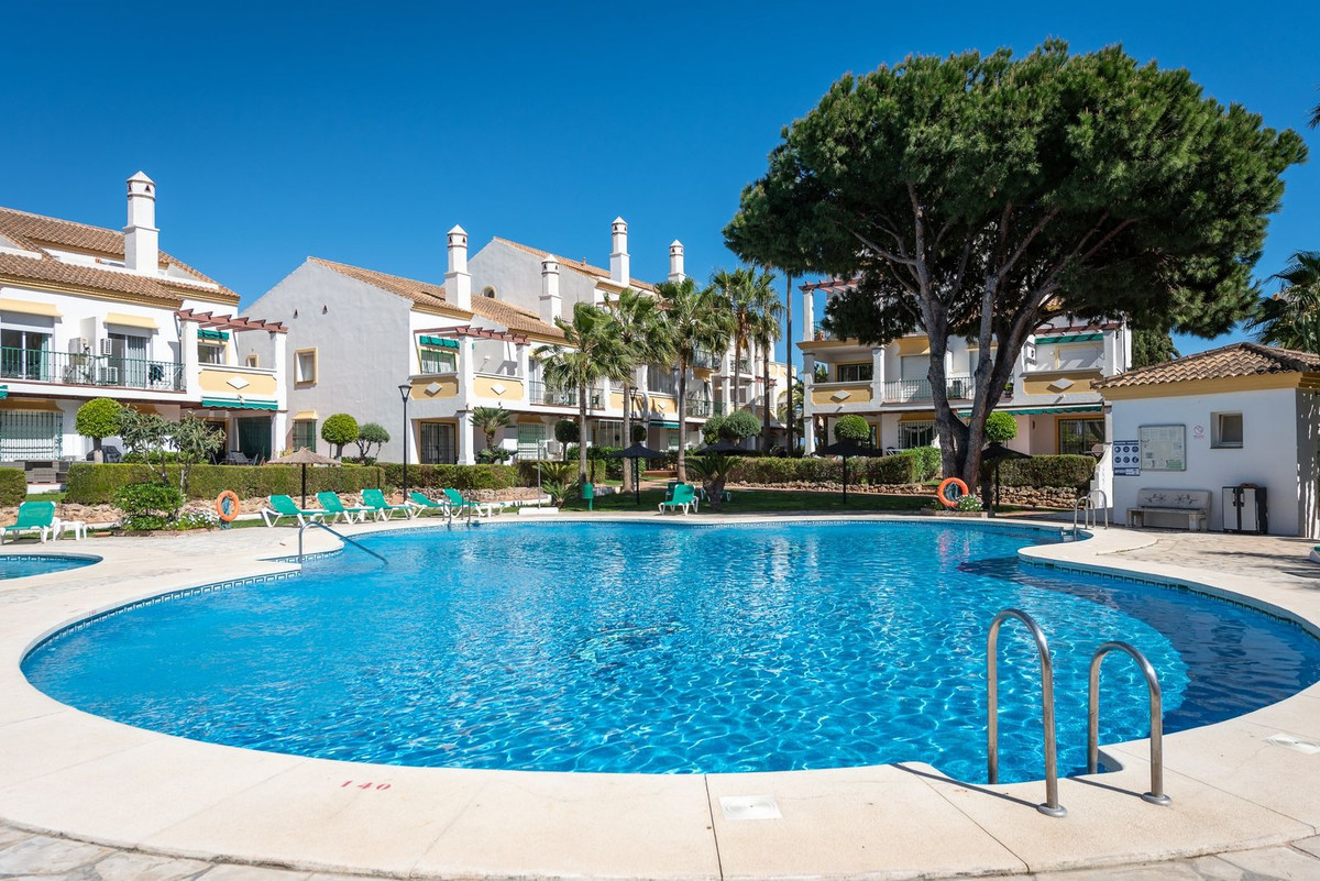 Image 25: apartment For sale, Marbella, €375,000 [HFM-CL10153]