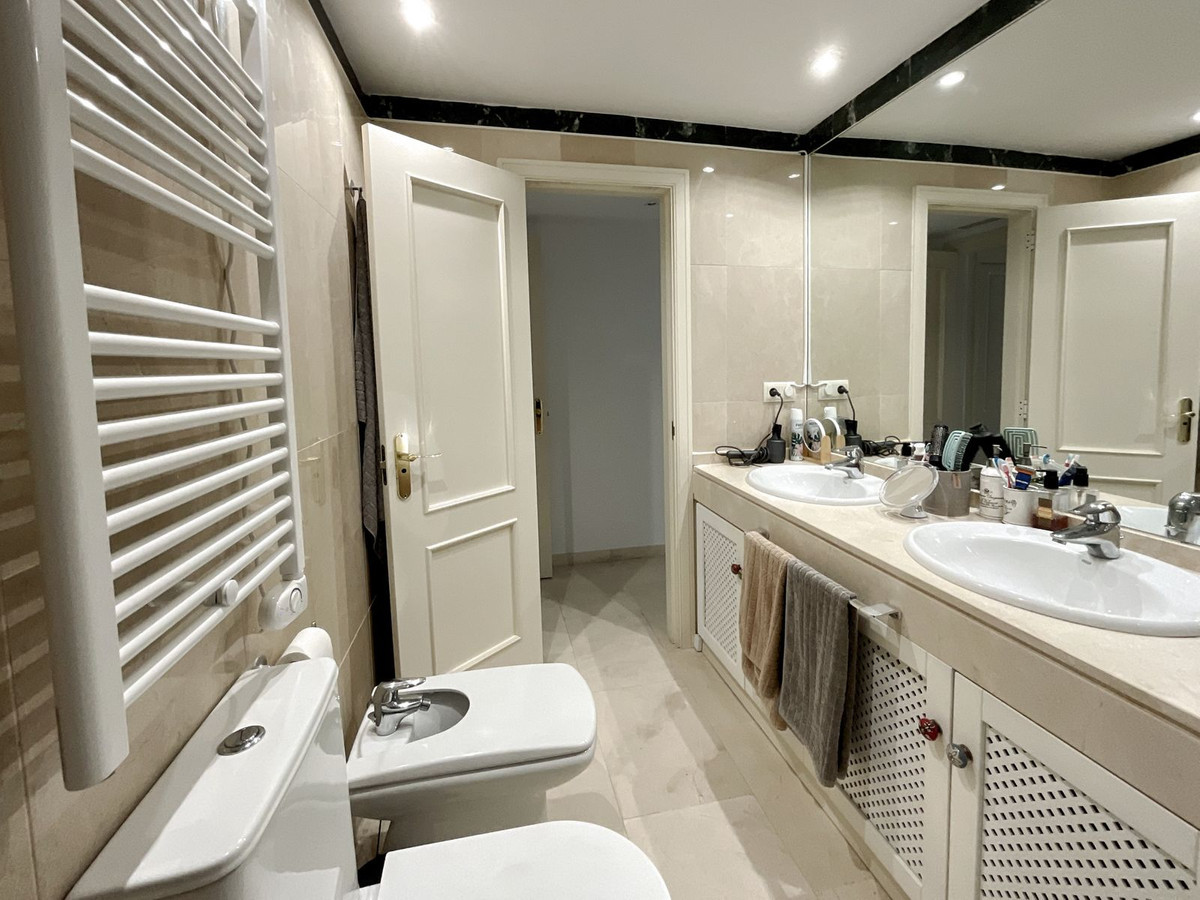 Image 26: apartment For sale, sotogrande, €750,000 [HFM-CL10159]