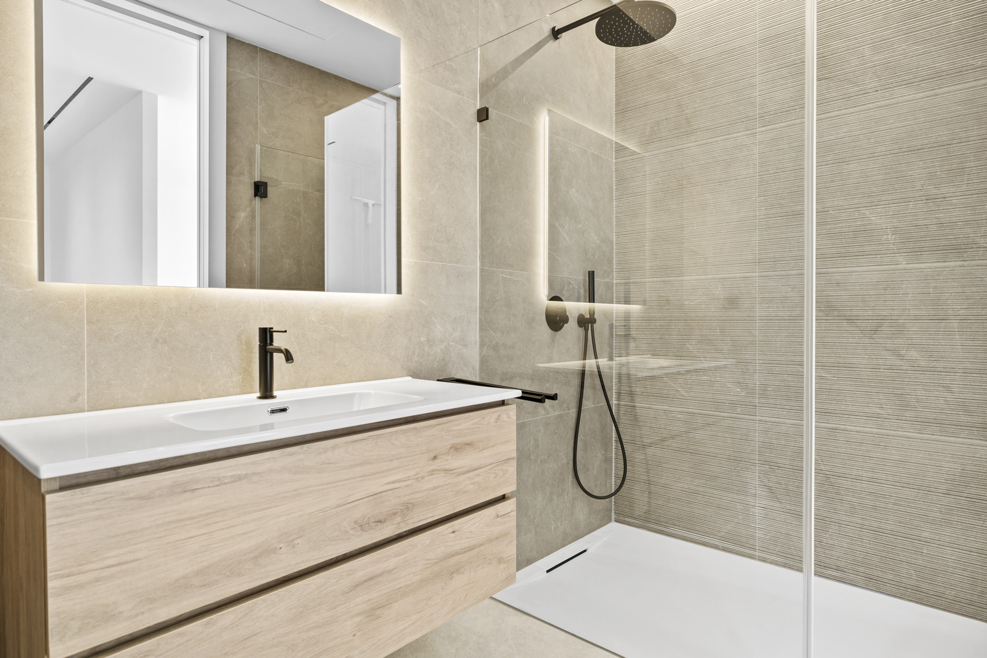 Image 47: detached villa For sale, Benahavís, €3,485,000 [HFM-C40014]