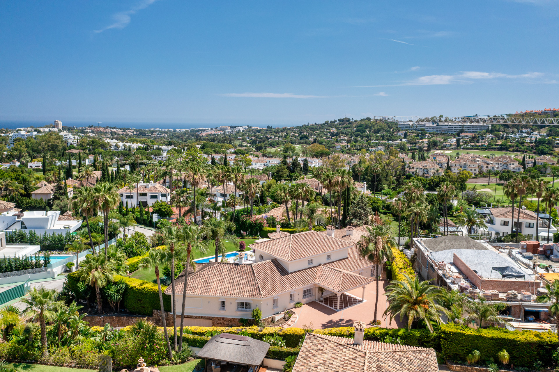 Image 59: detached villa For sale, Nueva Andalucía, €6,900,000 [HFM-C40017]