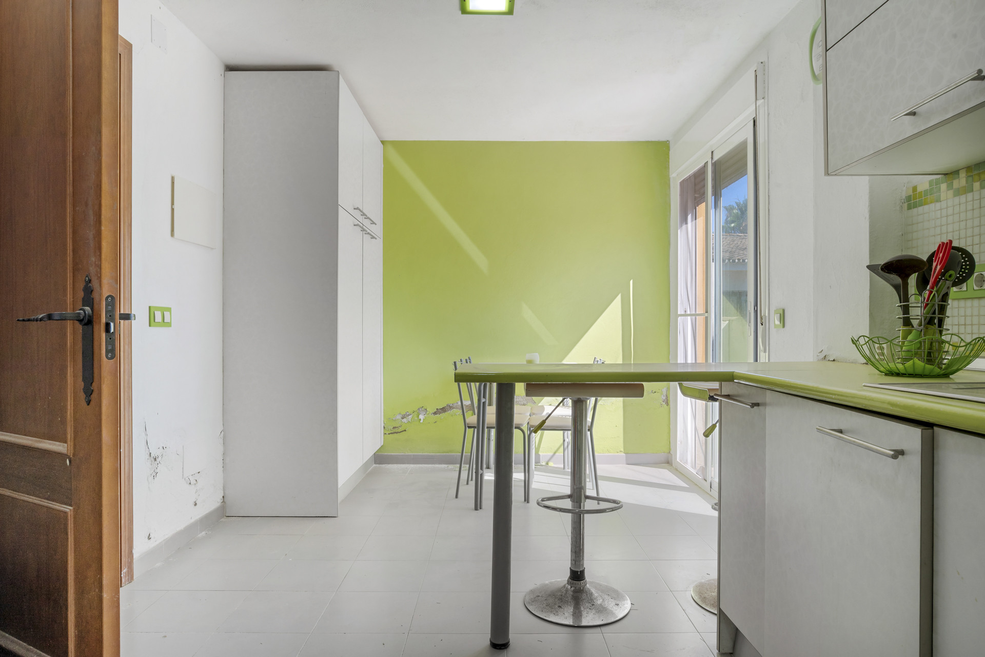 Image 46: detached villa For sale, Estepona, €995,000 [HFM-C4008]