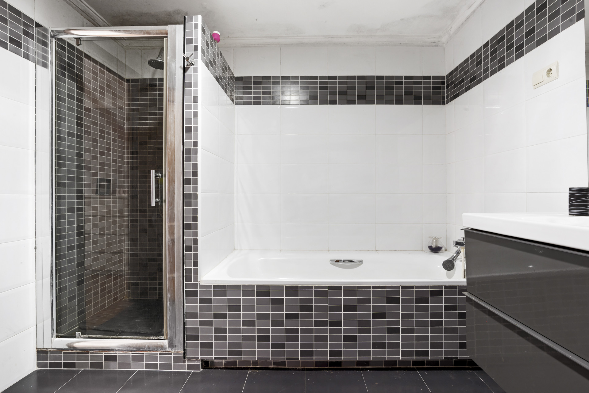 Image 46: detached villa For sale, Estepona, €995,000 [HFM-C4008]