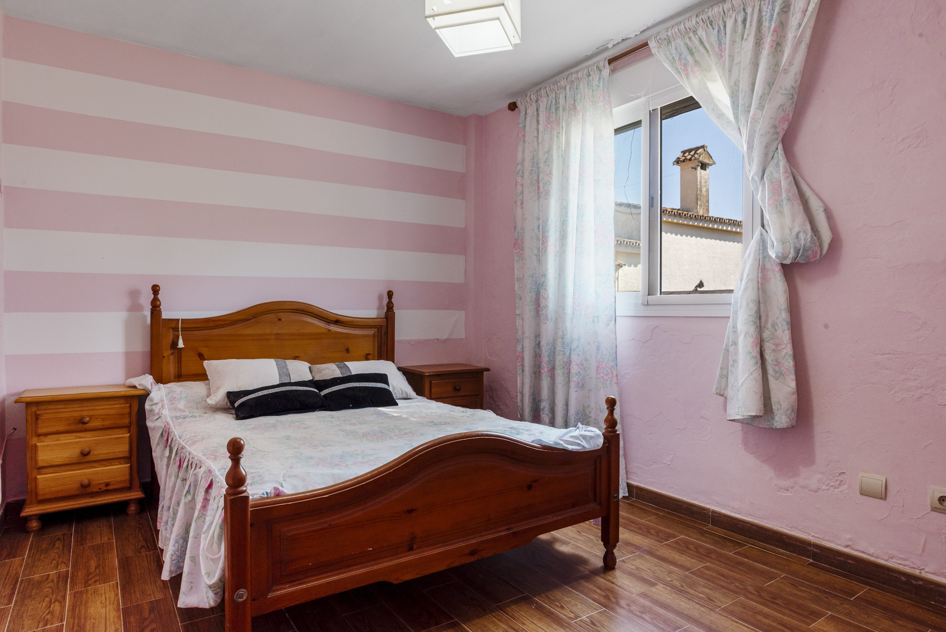 Image 46: detached villa For sale, Estepona, €995,000 [HFM-C4008]