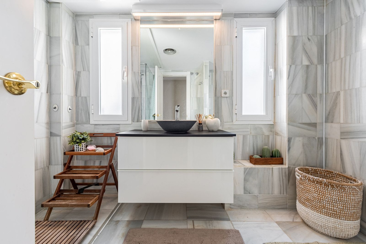 Image 12: penthouse duplex For sale, Nueva Andalucía, €419,000 [HFM-CL10113]