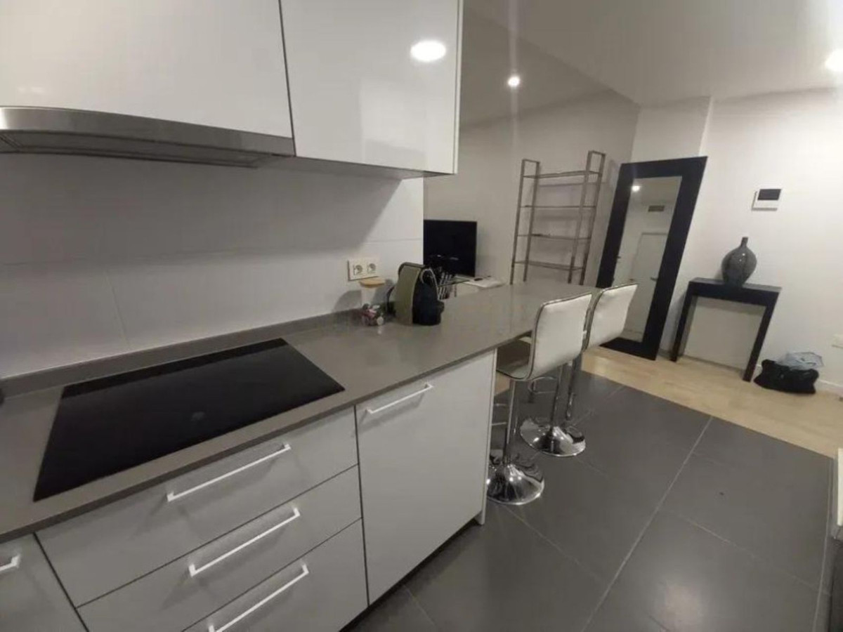 Image 10: apartment For sale, Nueva Andalucía, €340,000 [HFM-CL10112]