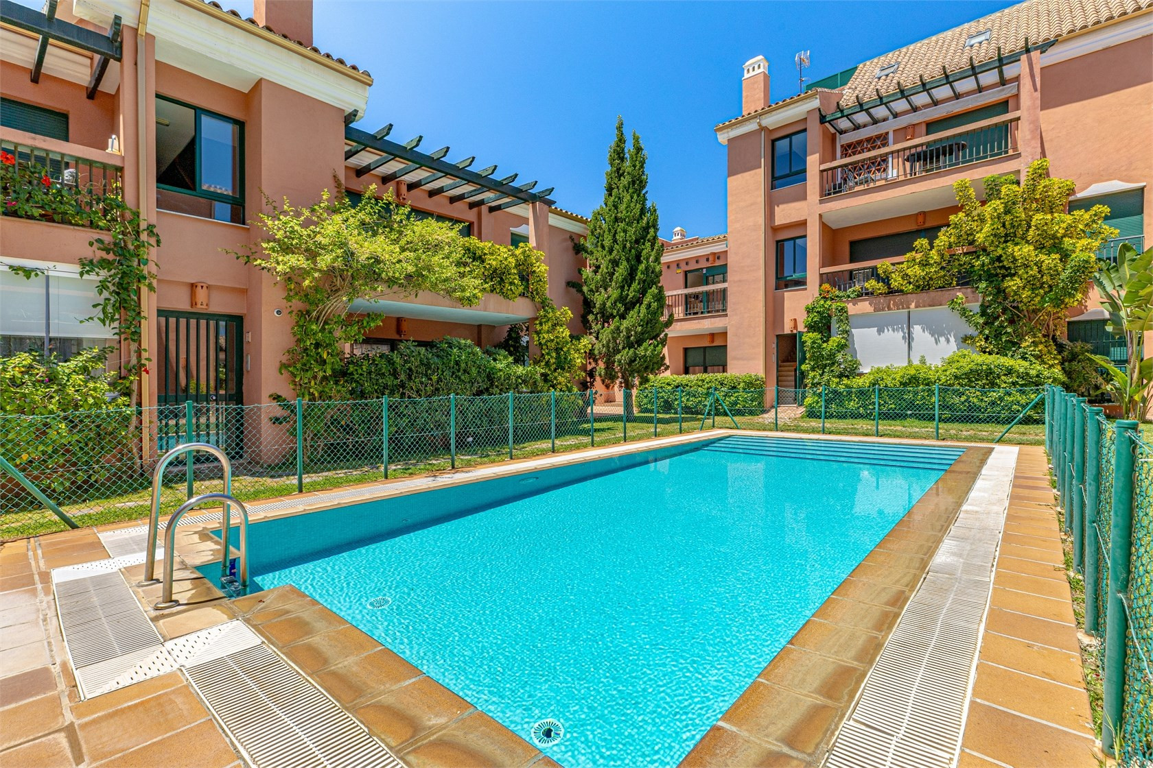 Image 15: apartment For sale, Marbella, €399,000 [HFM-CL10038]
