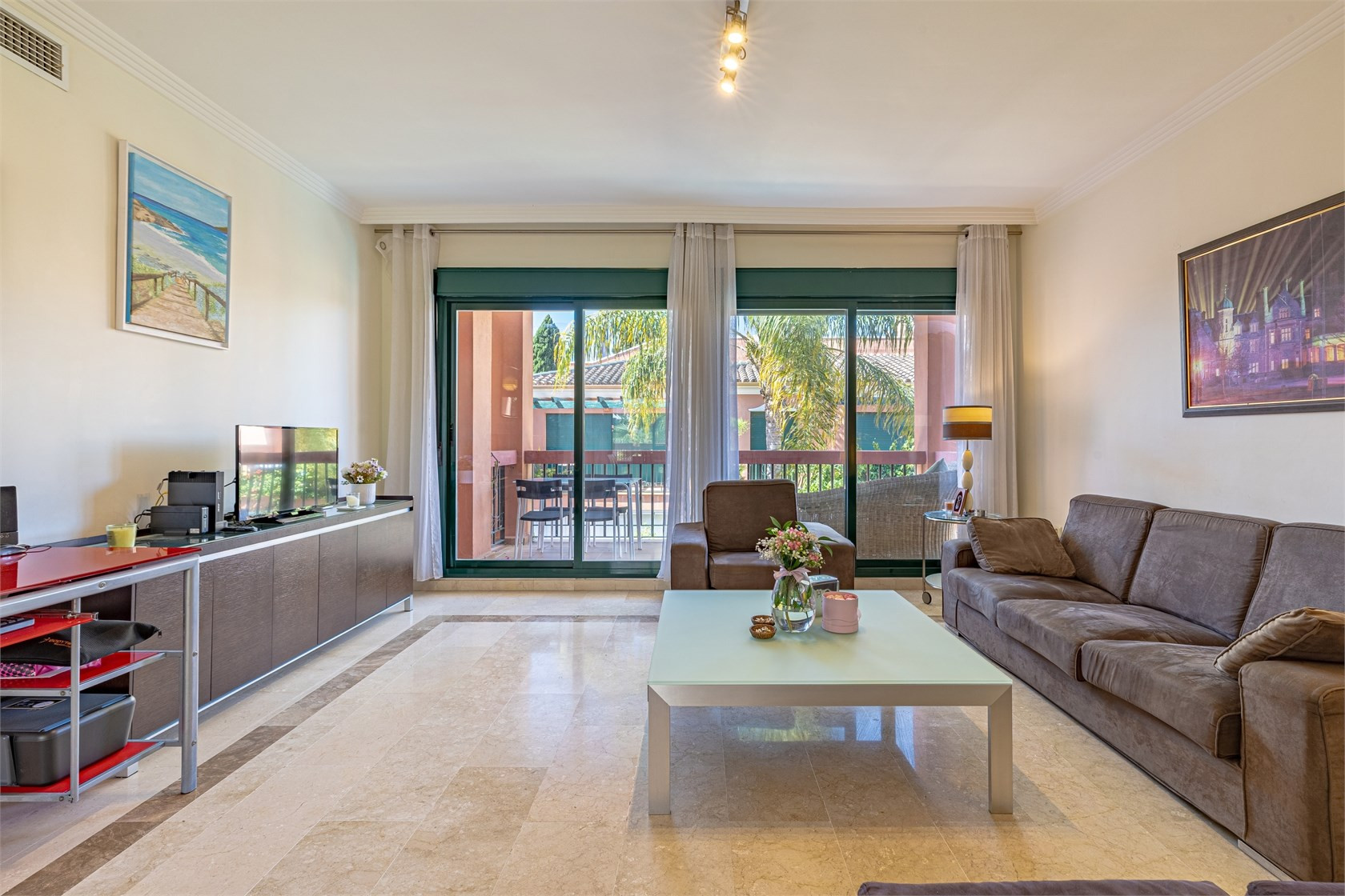 Image 15: apartment For sale, Marbella, €399,000 [HFM-CL10038]