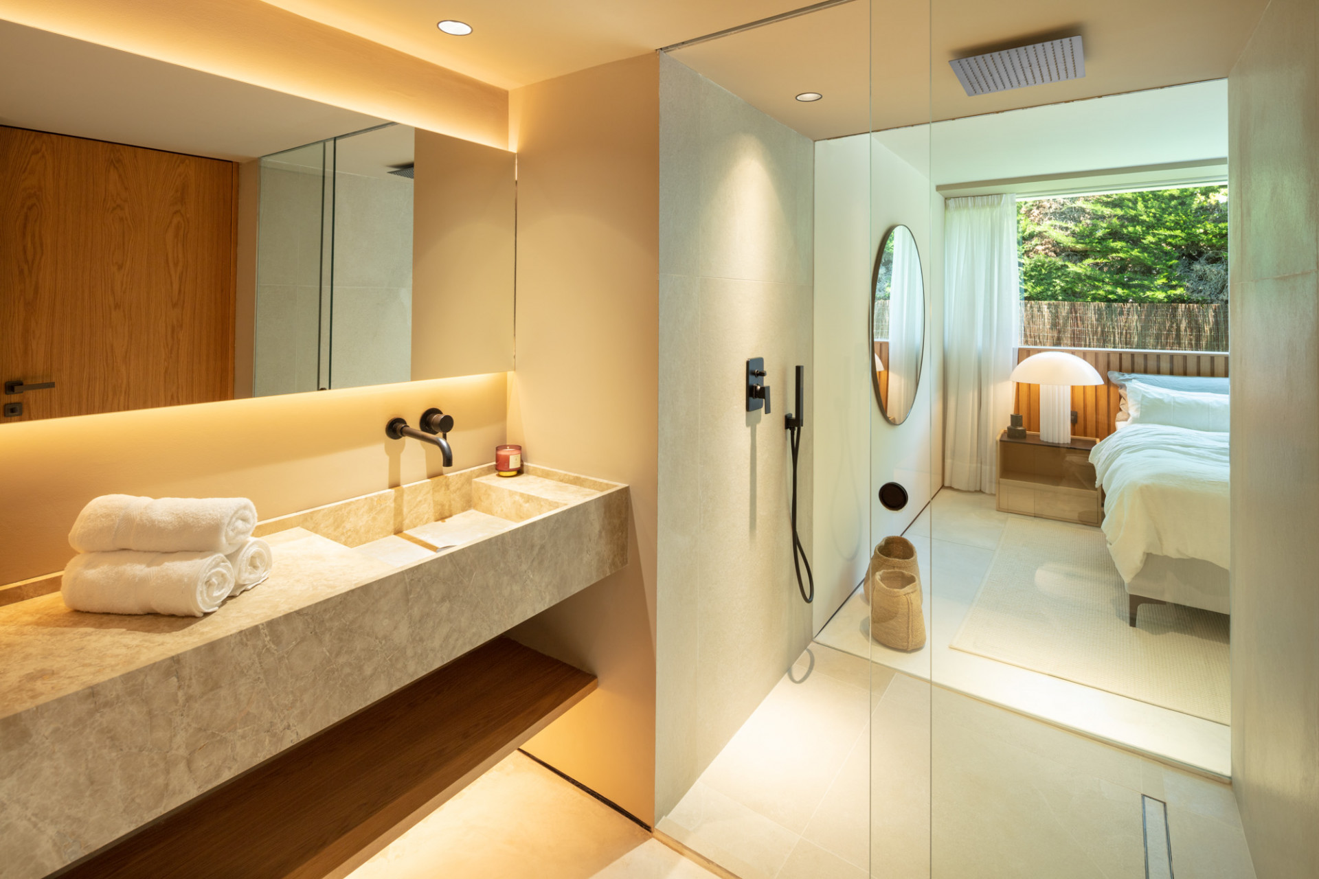 Image 33: detached villa For sale, Nueva Andalucía, €3,550,000 [HFM-C40020]