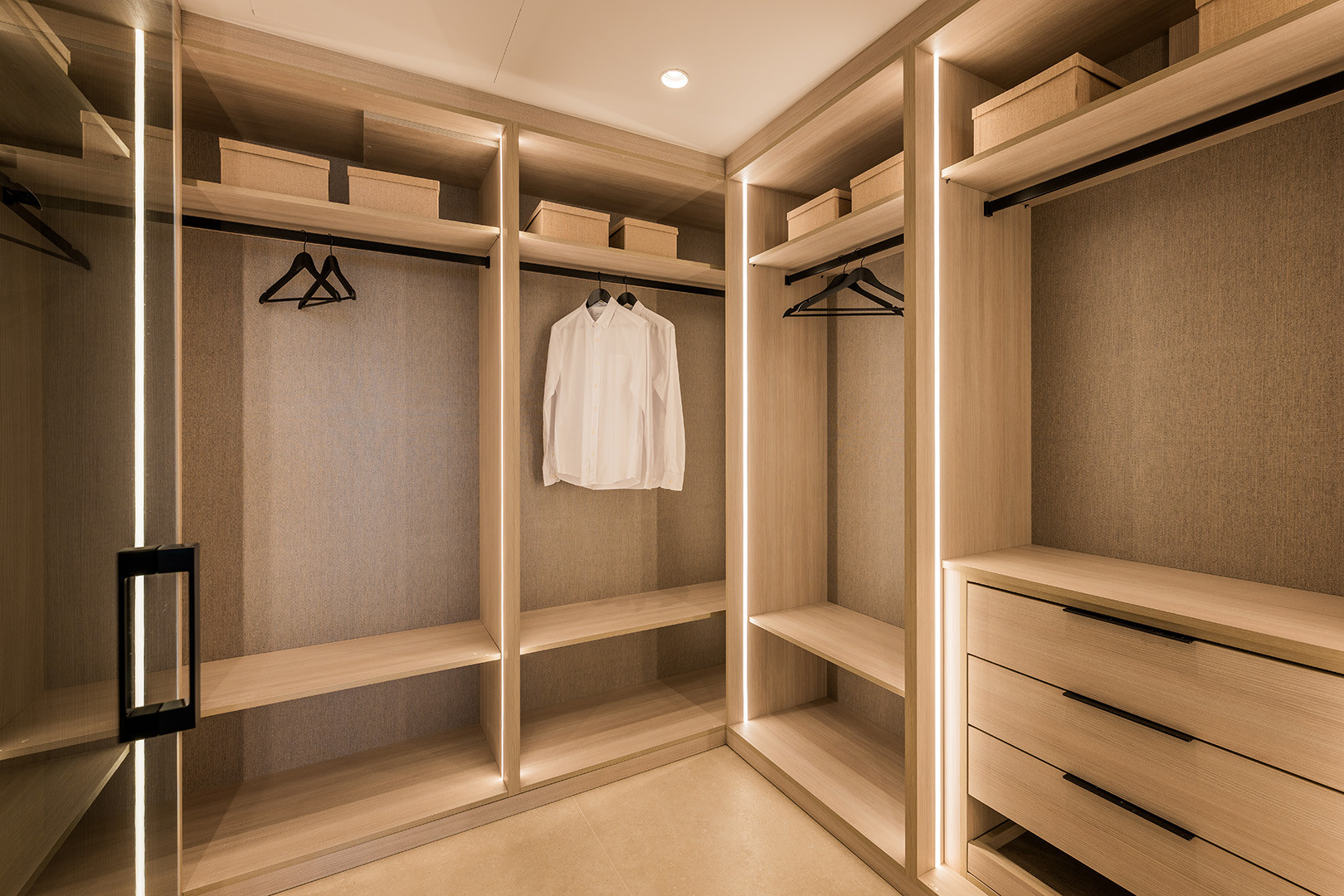 Image 43: ground floor apartment For sale, Estepona, €3,995,000 [HFM-C40025]