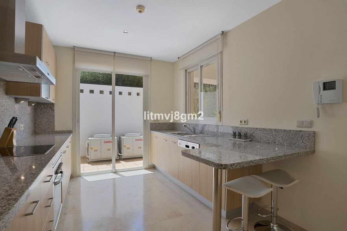 Image 25: semi-detached house For sale, Mijas Costa, €560,000 [HFM-CL10125]