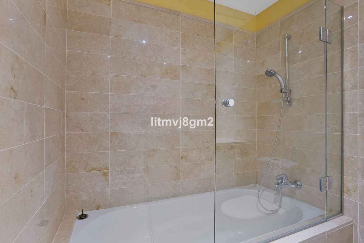 Image 25: semi-detached house For sale, Mijas Costa, €560,000 [HFM-CL10125]