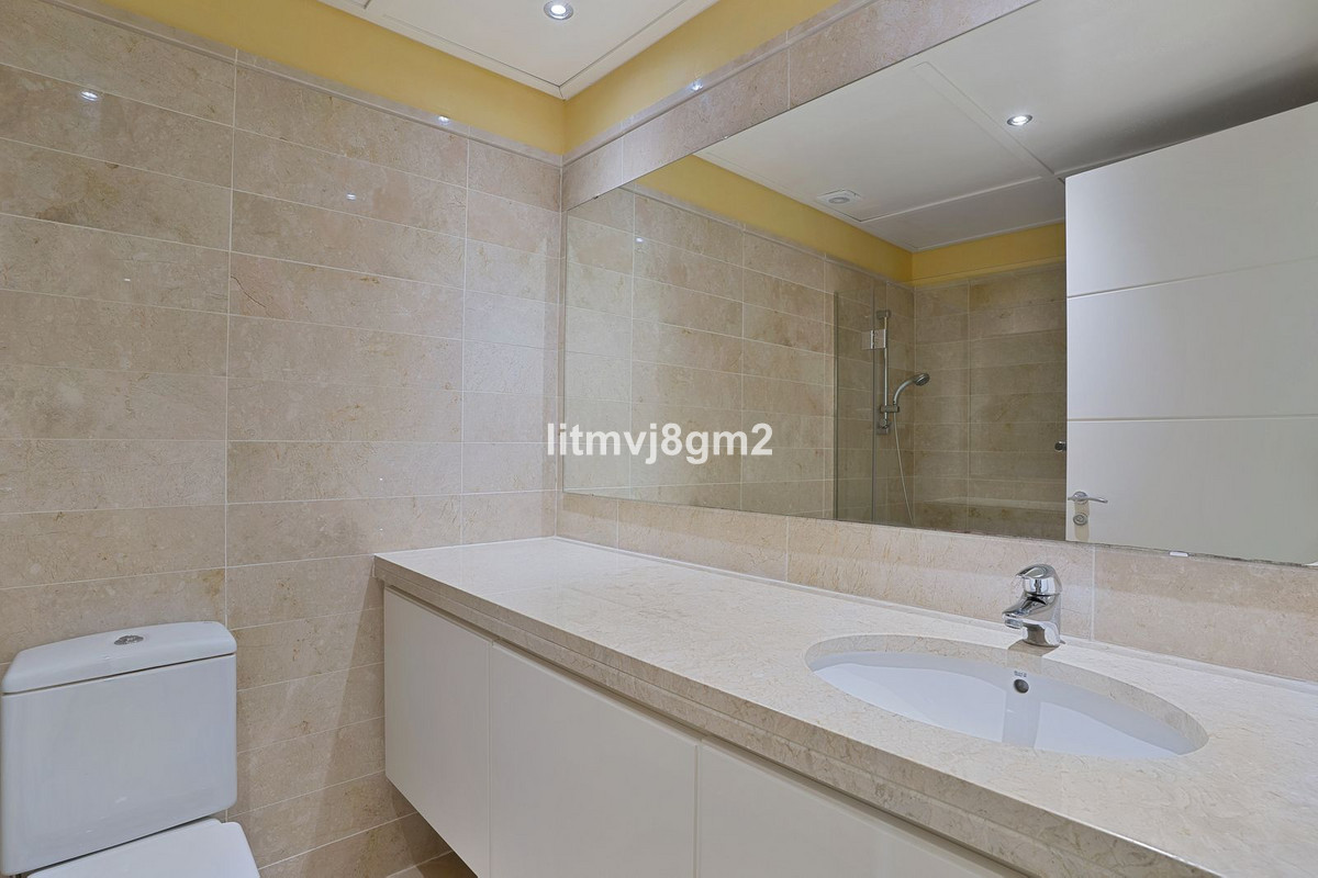 Image 25: semi-detached house For sale, Mijas Costa, €560,000 [HFM-CL10125]