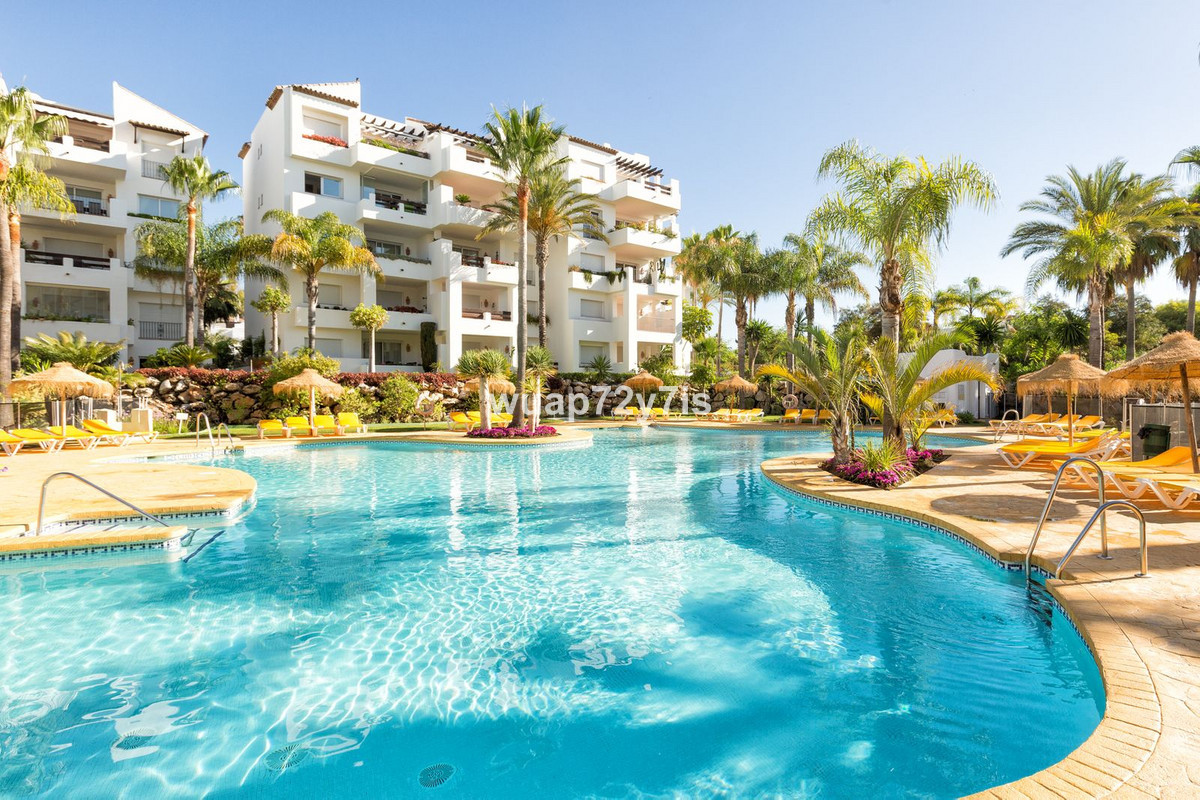 Image 27: apartment For sale, Estepona, €559,000 [HFM-CL10124]