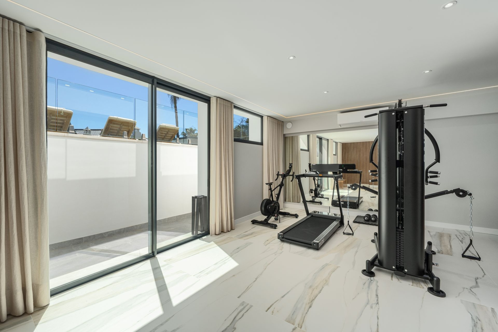 Image 29: detached villa For sale, The Golden Mile, €6,980,000 [HFM-CL10040]